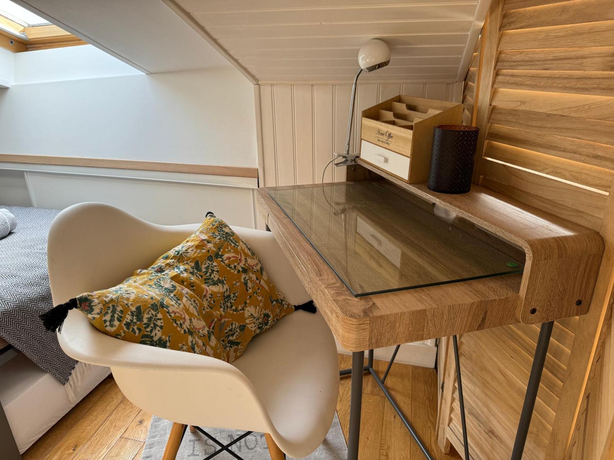 Ღ La Cabane Rochelaise • Vue Sur Le Vieux-Port La Rochelle  Exterior photo